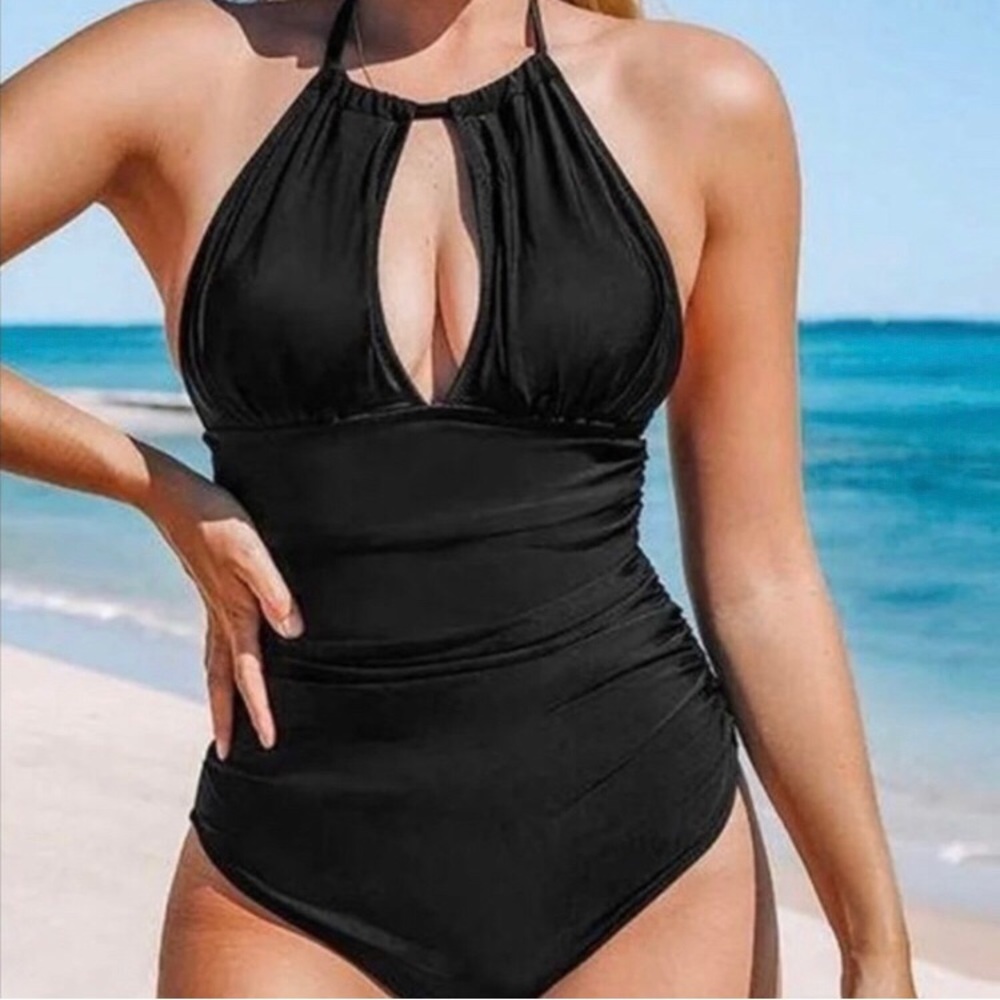 New! Cupshe Sexy Black Keyhole Halter Top One Piece Swimsuit